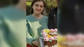 O fată de 13 ani din Bistrița-Năsăud a dispărut de acasă și este căutată de autorități