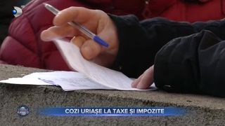 Cozi uriașe la taxe și impozite