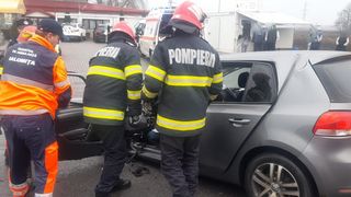 Sfârșit tragic pentru două persoane care și-au pierdut viața într-un accident rutier 