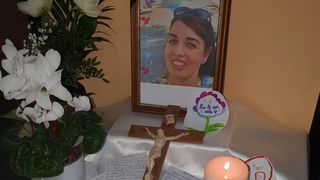 Durere fără margini! O profesoară din Oradea s-a stins subit la doar 37 de ani: „Nu îmi pot imagina ora de italiană fără dumneavoastră”