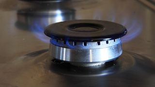 VIDEO- UE vrea să interzică aragazul clasic. Vezi motivul