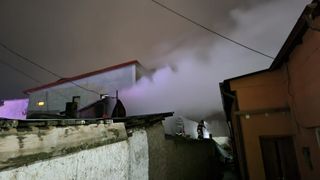 Panică într-un bloc de locuințe din Giurgiu. Un bărbat a ajuns la spital după ce o butelie a explodat într-o garsonieră