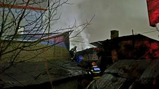 Incendiu la o locuință din Giurgiu: un cămin de bătrâni din apropiere a fost evacuat