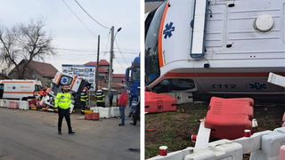 Accident tragic. O ambulanță s-a răsturnat, după ce a fost izbită de un TIR