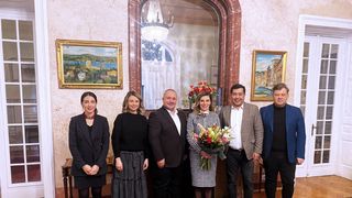 Ugur Yesil, CEO, Executive Board Member Kanal D, Radio Impuls și reprezentanți ai managementului Kanal D &ndash; Fatih Salis, Director Știri și Producții Interne, Cristina Sava, Director de Marketing și Comunicare și Mihai Ghiță, Manager Știri și realizator &ldquo;As