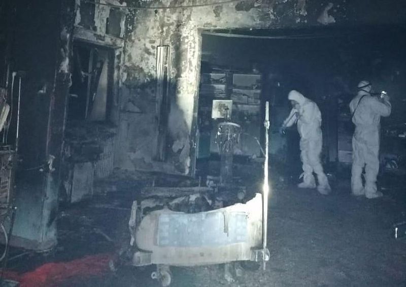 Noi detalii în cazul incendiului de la Spitalul Județean Piatra Neamț. Asistenta față de care se făcea urmărirea penală a devenit persoană vătămată