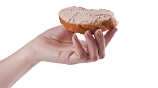 Mare atenție atunci când alegem pateul de ficat de porc. Alertă InfoCons: Doar 15% ficat de porc în compoziție