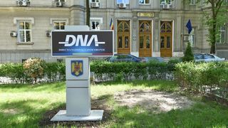 Percheziţii ale DNA, în Capitală, într-un dosar care vizează suspiciuni de corupţie la încheierea unor contracte de achiziţie de echipamente pentru Poliţia Locală