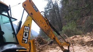 Alunecări de teren în județul Alba: autoritățile au anunțat că nu există rute alternative