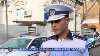 Eleve lovite de mașina unui șofer drogat
