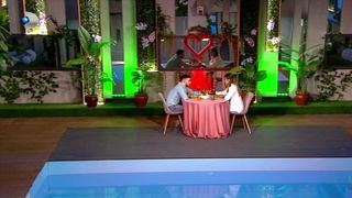 A avut loc primul sărut din sezonul 2 din „Casa Iubirii”! Cine sunt cei doi îndrăgostiți care au făcut deja primul pas