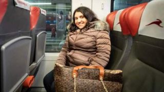 Incredibil! Ea este femeia care parcurge zilnic 1.600 de km până la locul de muncă. Motivul incredibil pentru care nu renunță la drumurile lungi