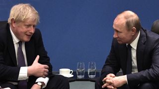VIDEO-Vladimir Putin, amenințare subtilă către fostul premier britanic Boris Johnson: „Boris, nu vreau să vă fac rău, dar cu o rachetă ar dura un minut”