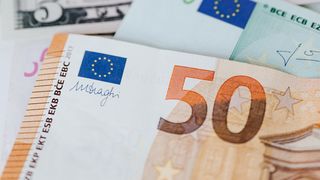Curs valutar BNR azi, 31 ianuarie 2023. Cât costă un EURO și un dolar la casele de schimb valutar?