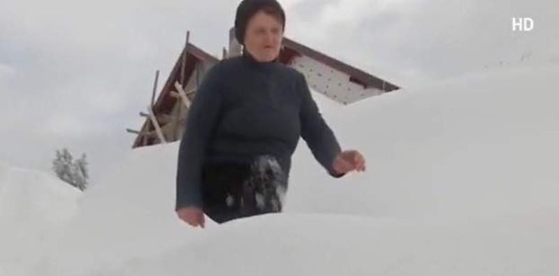 FOTO - România, „înghițită” de zăpezi. Ninsorile de odinioară s-au întors