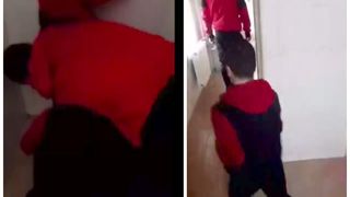 VIDEO - Șocant. Elevi bătuți, obligați să meargă în genunchi și băgați cu capul în WC în Bacău
