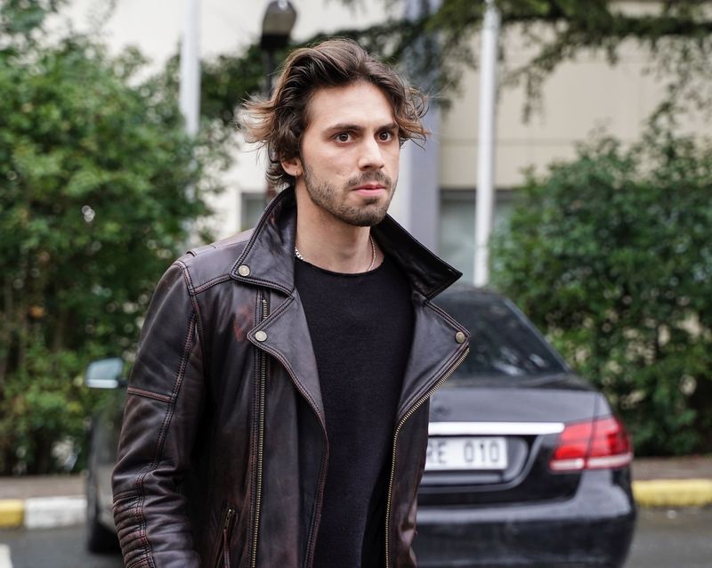 Cum s-a pregătit Tarik Emir Tekin pentru maleficul Selçuk, din serialul "Infidelul"