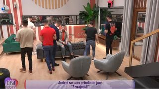 Intrigă &icirc;n Casa Iubirii! Fetele au chef să se joace: &bdquo;Deci, e vreuna care nu se epilează?&rdquo;