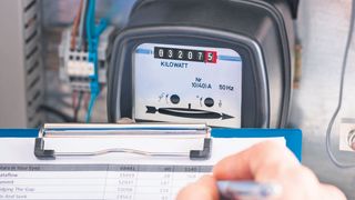 Facturile vor fi modificate de către furnizori. Cum va arăta noua factură de curent