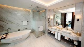 Imagini uimitoare cu interiorul celui mai nou hotel de lux din Dubai! Apartamentele ajung la prețuri astronomice