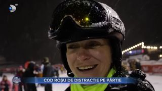 Cod roșu de distracție pe p&acirc;rtie