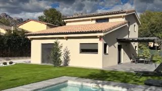 FOTO - Afacerea cu care un rom&acirc;n a dat lovitura. Bărbatul realizează construcții unice &icirc;n lume