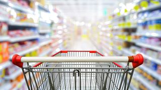 Cele mai ieftine alimente care s-au scumpit. Un ou a ajuns să  coste 1,2 lei