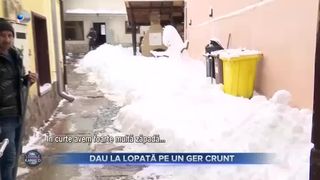 Dau la lopată pe un ger crunt