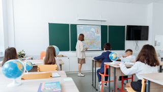 Vacanță februarie 2023: Județele în care elevii nu merg la școala în perioada 13-17 februarie 2023