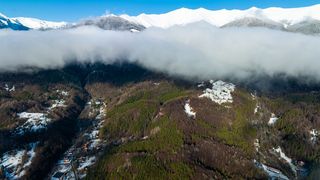 Sâmbătă, de la ora 15:00, în ”ROventura”,     Călătorie fascinantă prin Munții Retezat, spre perla de gheață a Hunedoarei