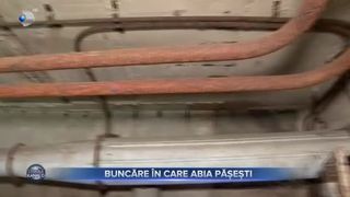 Buncăre &icirc;n care abia pășești