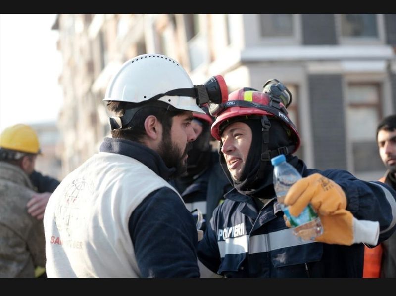 echipaje române și turce