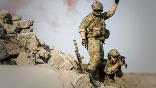 Trei militari au fost răniți pe timpul executării unei ședințe de aprindere pe cale pirotehnică a unei încărcături de exploziv