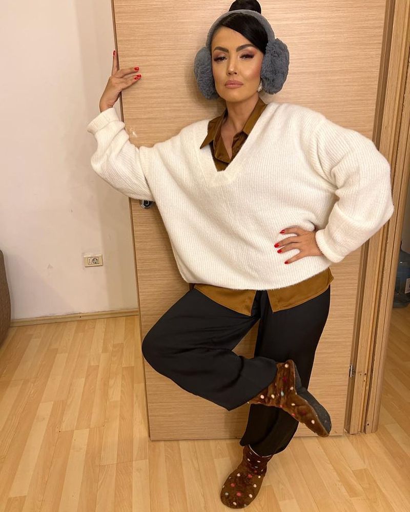 FOTO - Andreea Mantea a fost surprinsă într-o ipostază incredibilă. Prezentatoarea emisiunii „Casa Iubirii” i-a uimit pe toți