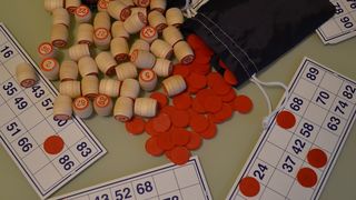 Un bărbat a câștigat premiul cel mare la Loto, dar l-a ascuns de soția sa