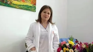 VIDEO - Șefa secției de Oncologie din Suceava care lua șpagă de la bolnavi a refuzat să dea tratament unui pacient până când rudele acestuia nu i-au promis că se împrumută