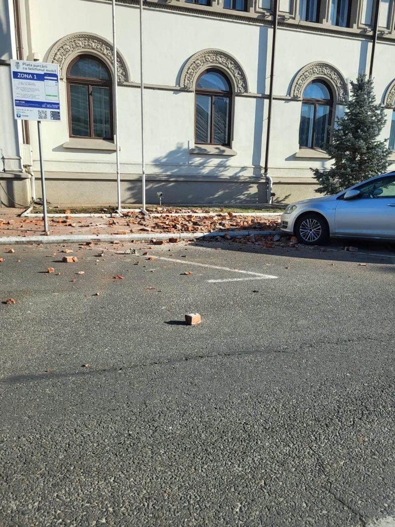 Situația critică din urma cutremurelor din Gorj i-a făcut pe locuitori să se teamă de noi cutremure mai puternice