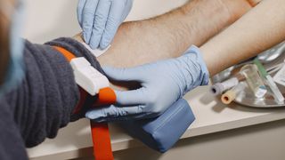 Crucea Roșie din America permite donatorilor de sânge să-și declare sexul în funcție de cum se identifică