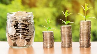 VIDEO- Românii din zonele rurale fac naveta la oraș pentru a lucra pe salarii duble