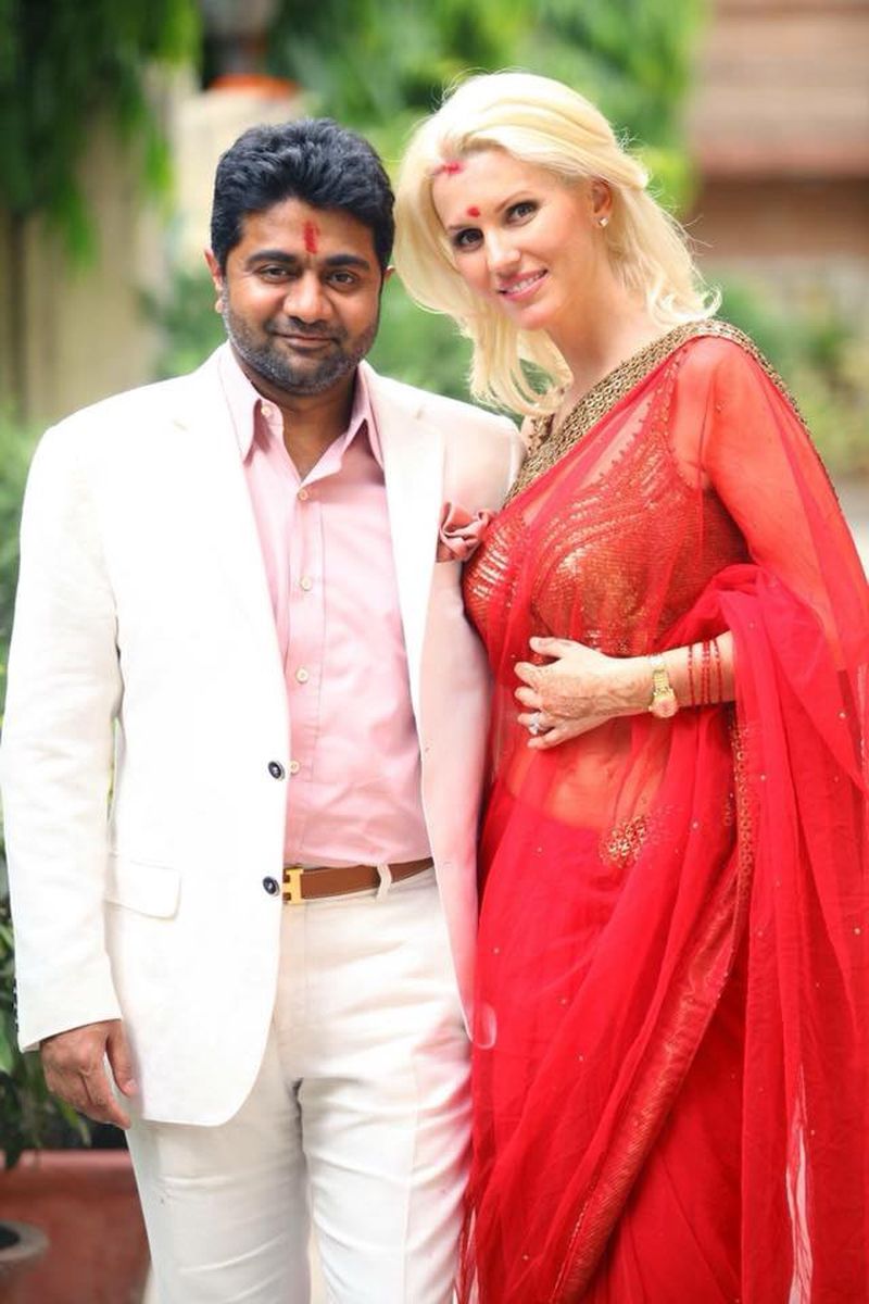 Cine este cea mai bogată româncă din lume? Femeia trăiește o viață ca în povești