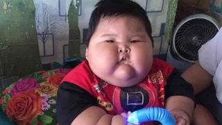 FOTO/VIDEO - Povestea uimitoare a celui mai gras bebeluș din lume. Câte kilograme cântărește copilul