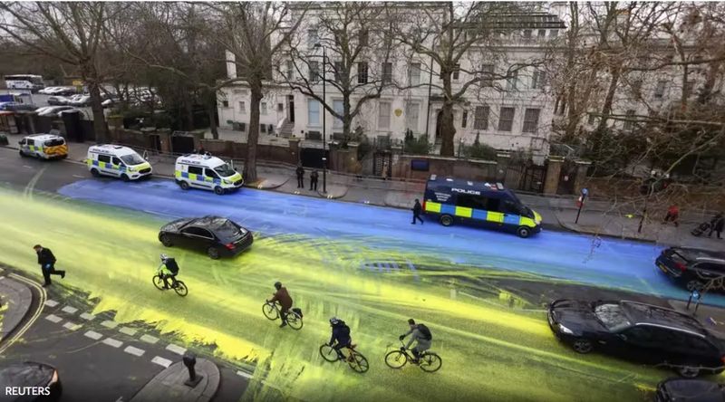 Protest în fața Ambasadei Ucrainei de la București. Copiii cer oprirea războiului