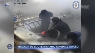 Magazin de bijuterii spart, imaginile jafului
