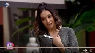 VIDEO. Robert a refuzat-o pe Alina când a vrut să-l sărute. "Pup-o, altfel te bate!"