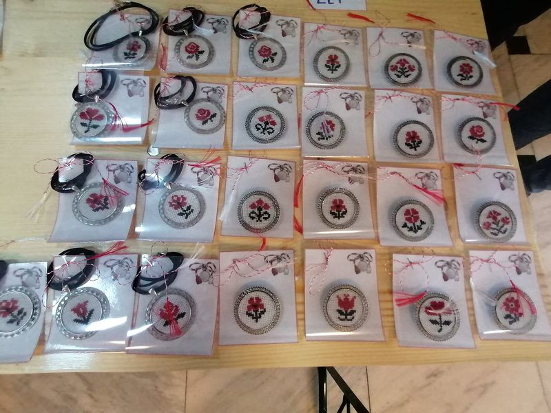 Sfaturile InfoCons legate de achiziționarea mărțișoarelor în luna martie