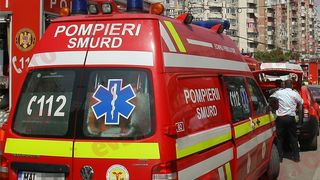 Cinci tineri au fost răniți într-un grav accident rutier