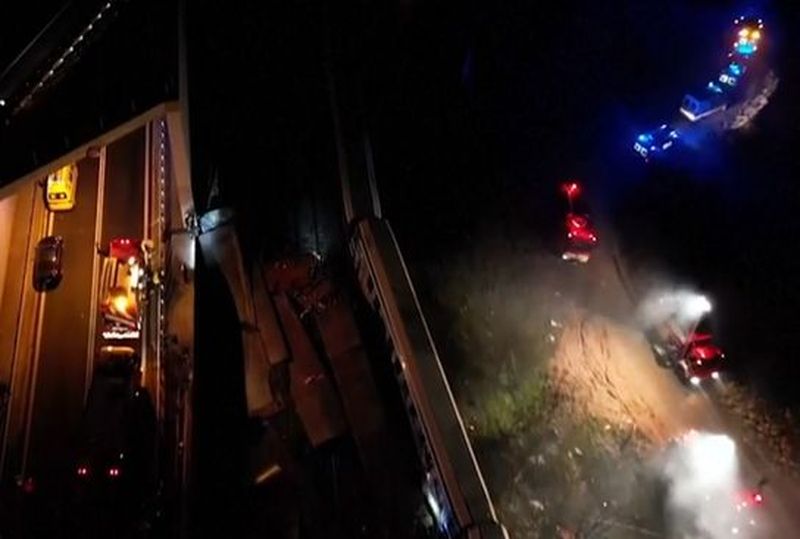 Mărturii cutremurătoare după dezastrul din Grecia! Bilanțul persoanelor decedate a ajuns la aproape 40, iar 100 sunt rănite, după ce două trenuri s-au ciocnit: „Oamenii țipau și le era teamă”
