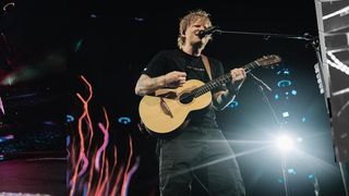 Artistul Ed Sheeran a făcut dezvăluiri despre perioada grea prin care a trecut alături de soția sa, diagnosticată cu o tumoră &icirc;n timpul sarcinii