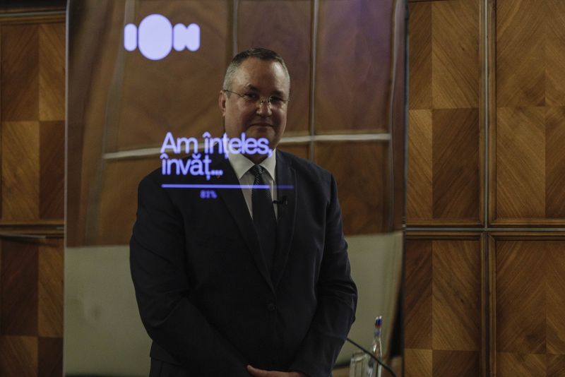 Premierul Nicolae Ciucă a prezentat, miercuri, în ședința de Guvern, noul consilier onorific, ”ION”, care va ajuta Executivul să fie ”informat în timp real de problemele și dorințele românilor”