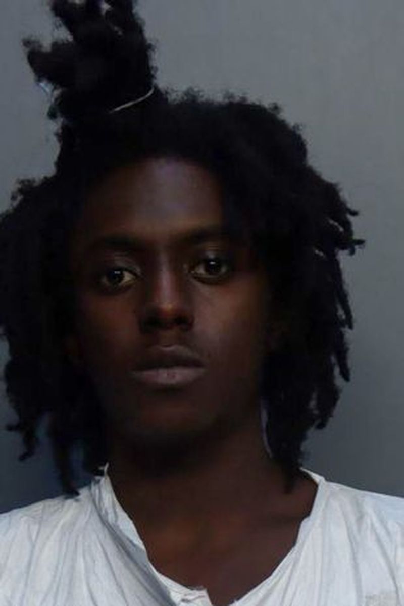 Un adolescent și-a ucis cu sânge rece surioara de doar 14 ani și apoi a mințit autoritățile că aceasta s-a sinucis: „A fost o greșeală. Credeți-mă”